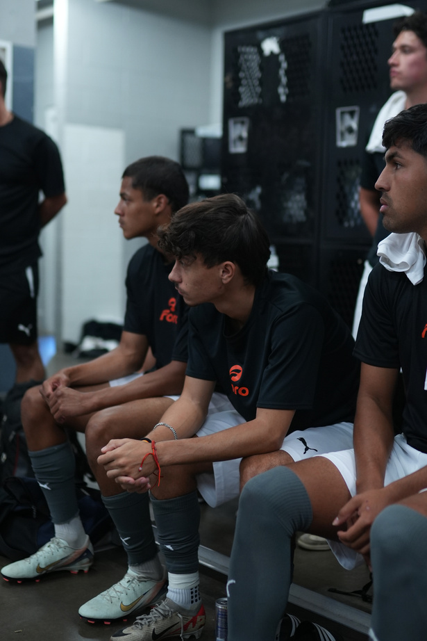Foro SC players in the locker room